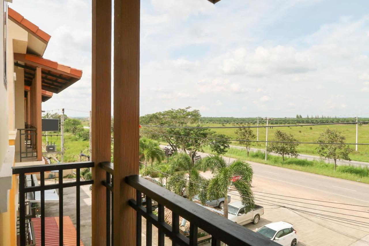 Baan Urt Suratthani Airport Surat Thani